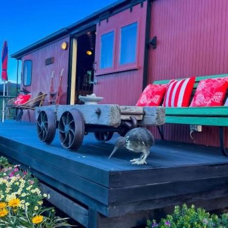 Hapuku Carriages Kaikoura Bed & Breakfast Eksteriør bilde